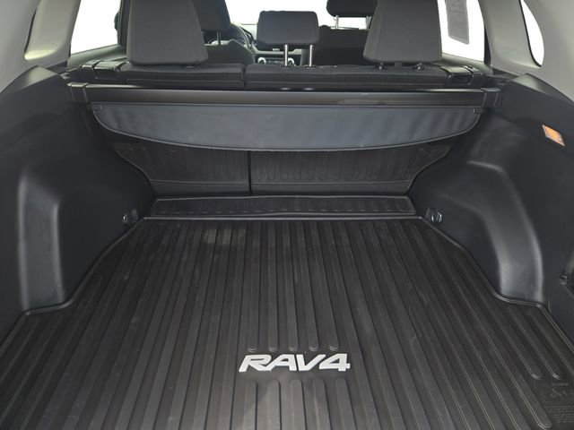 Used 2020 Toyota RAV4 XLE w/ All Weather Liner Package image 13