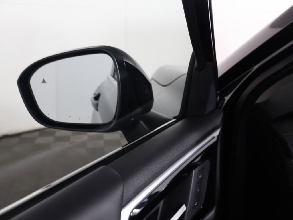 New 2026 Mitsubishi Outlander SEL image 43