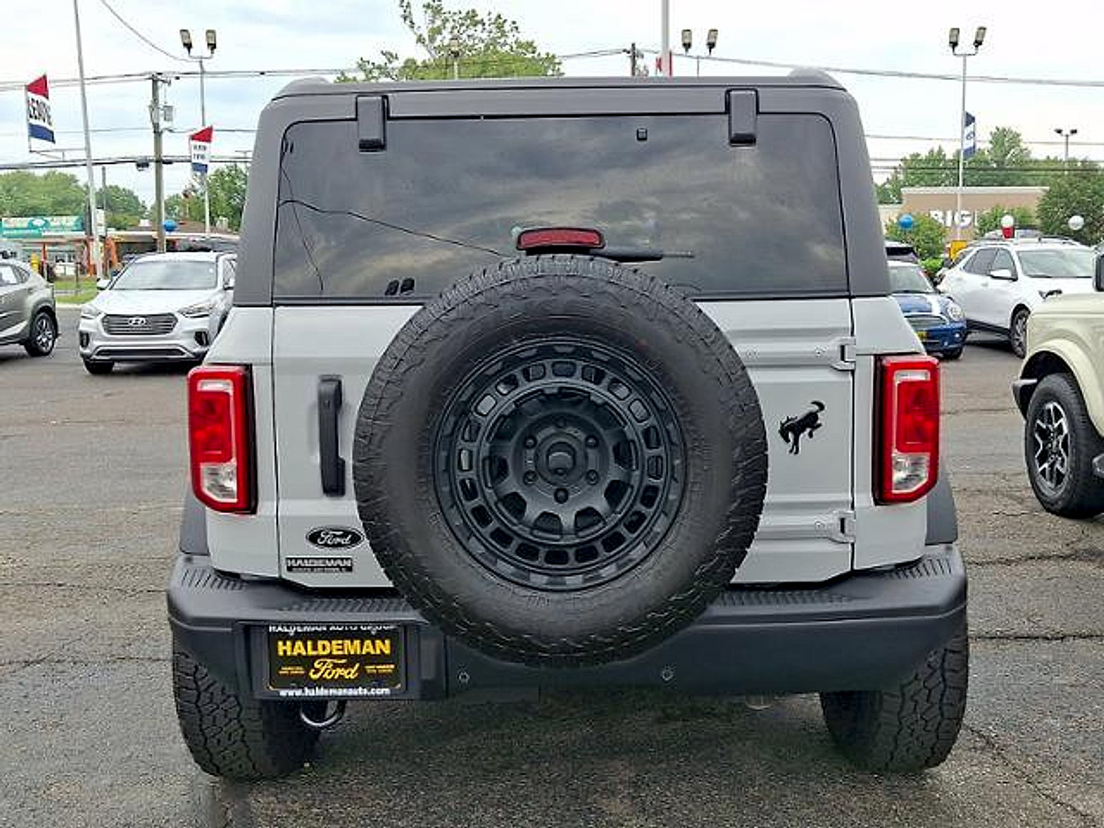 New 2026 Ford Bronco Big Bend w/ Black Diamond Package AWD/4WD image 8