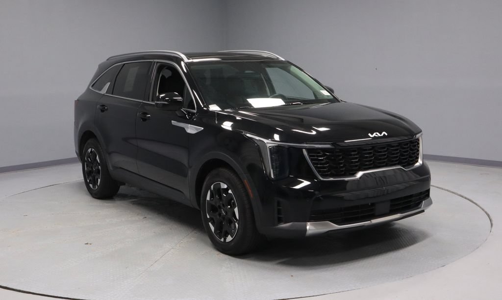 Used 2024 Kia Sorento S w/ Panoramic Sunroof Package