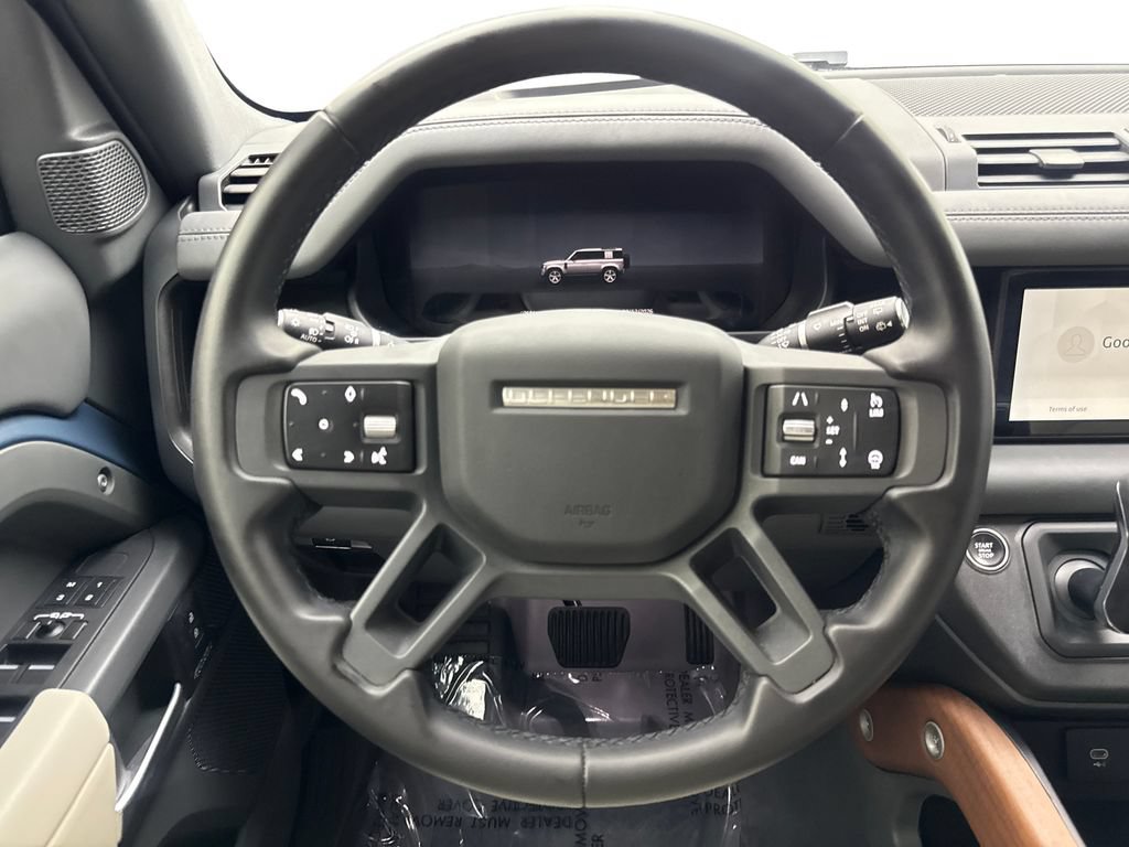 Used 2024 Land Rover Defender 110 X-Dynamic SE AWD/4WD image 56