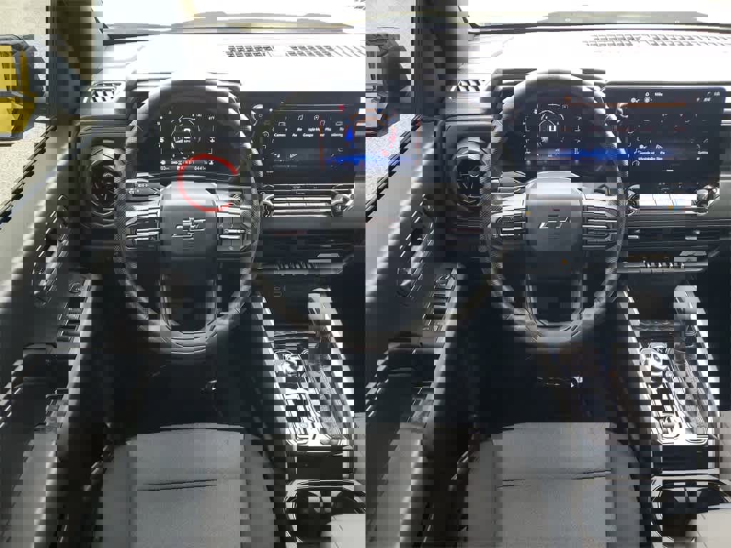 Used 2023 Chevrolet Colorado Trail Boss w/ Technology Package image 15