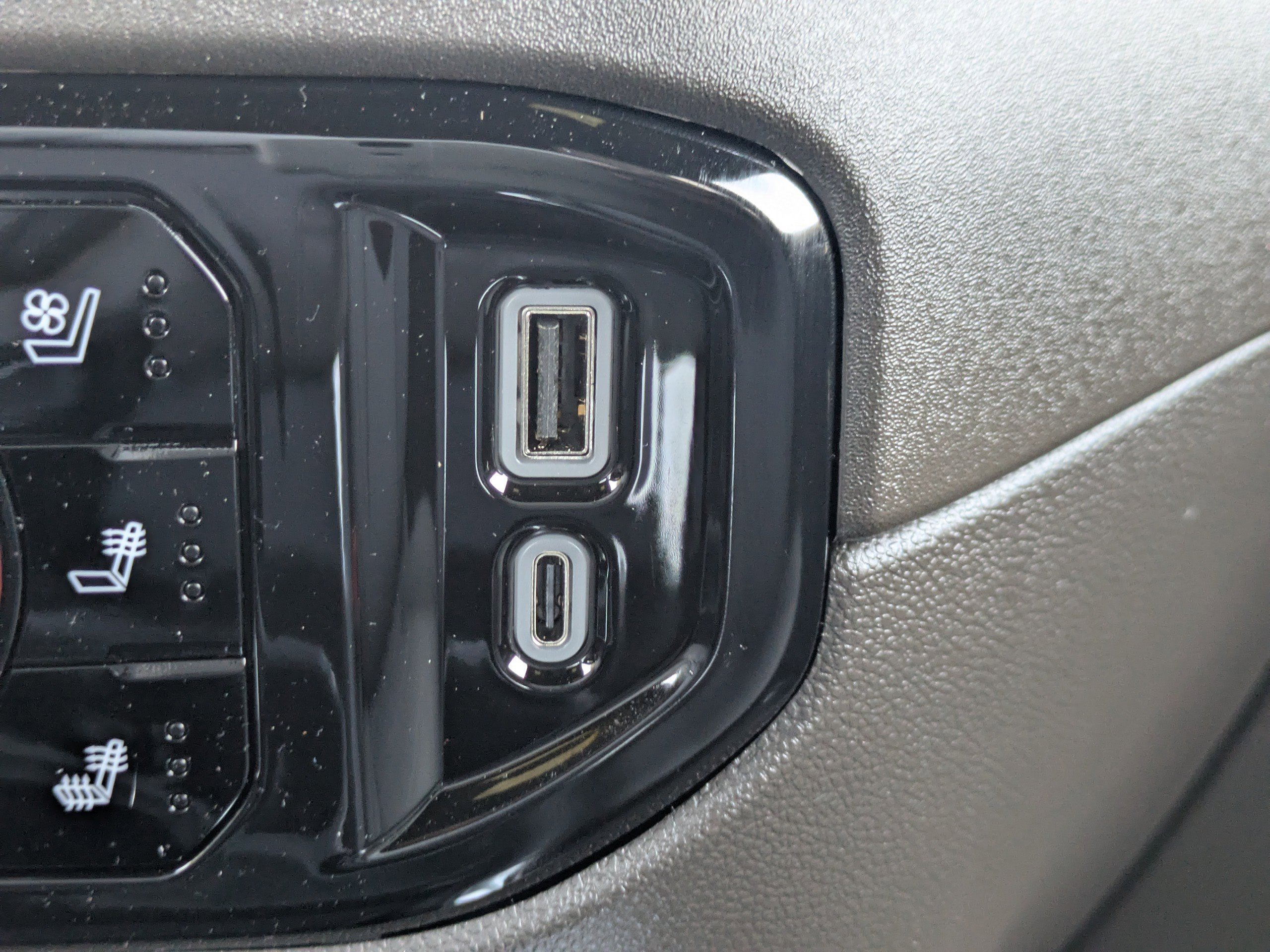 New 2025 Chevrolet Silverado 2500 LTZ w/ LTZ Convenience Package image 22