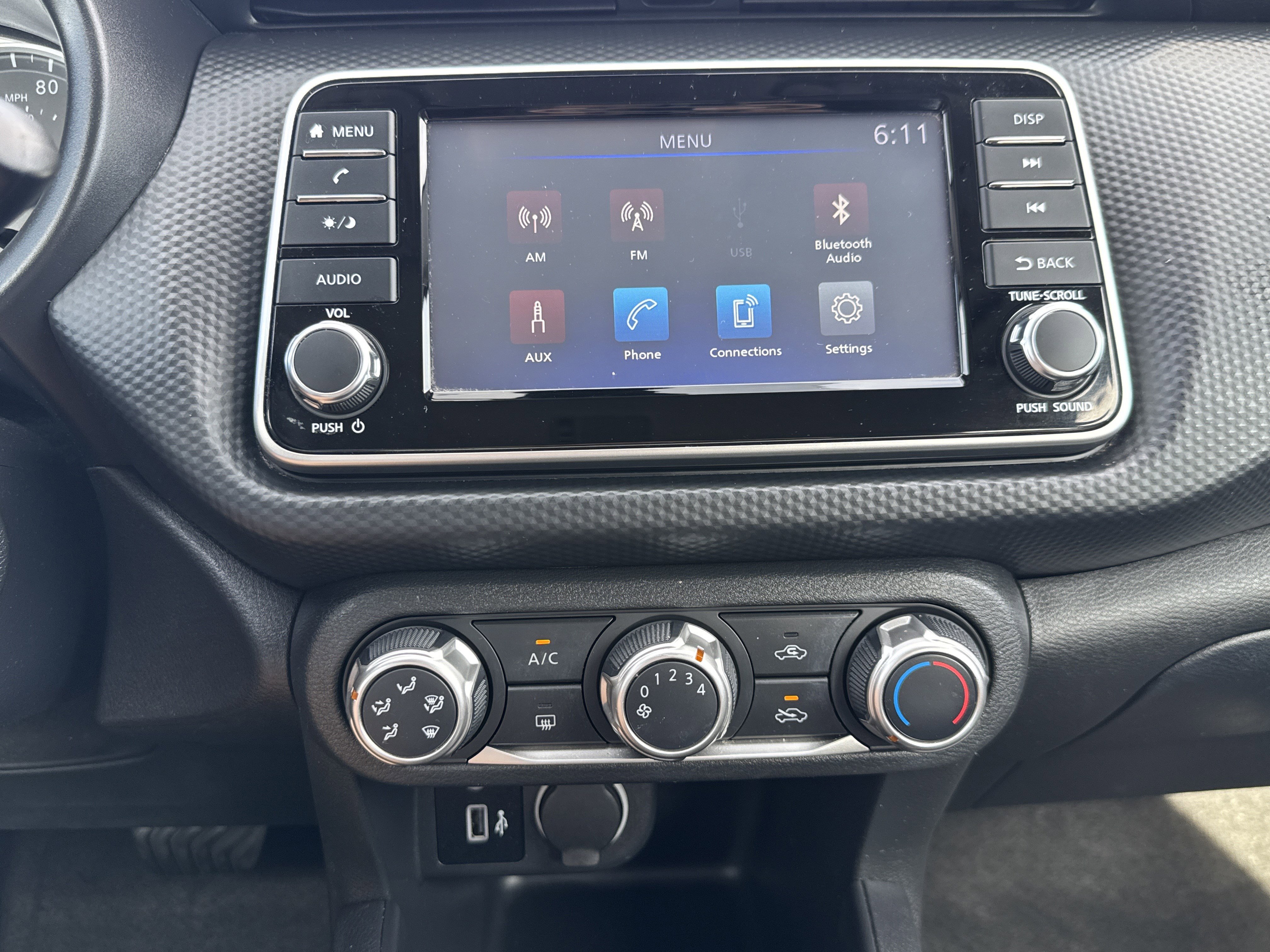 Used 2021 Nissan Kicks S FWD image 18