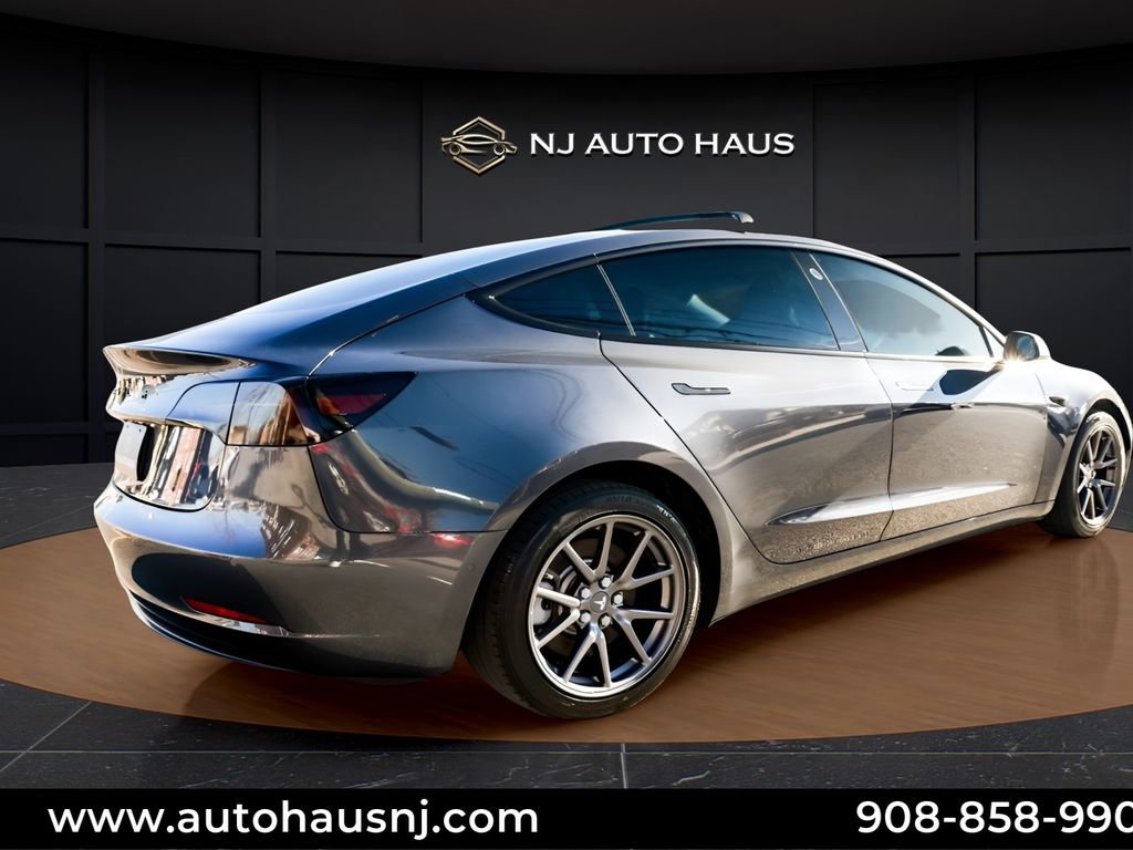 Used 2020 Tesla Model 3 Performance image 10