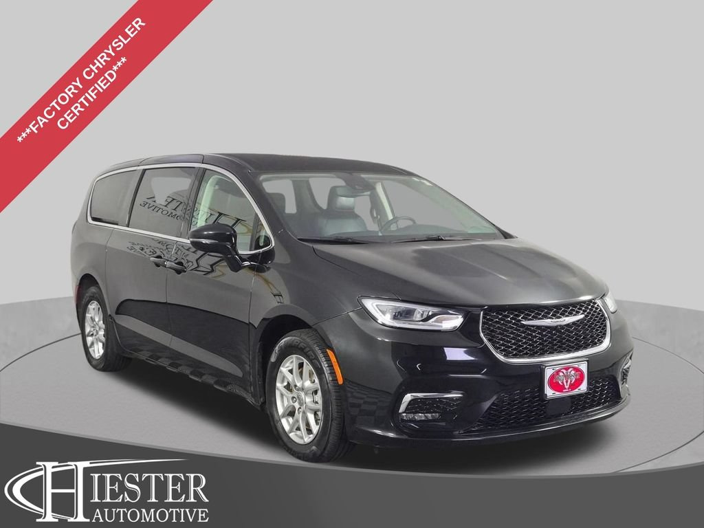 Used 2024 Chrysler Pacifica Touring-L