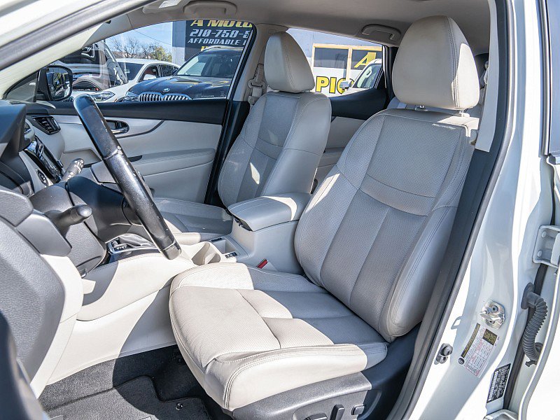 Used 2020 Nissan Rogue Sport SL image 15