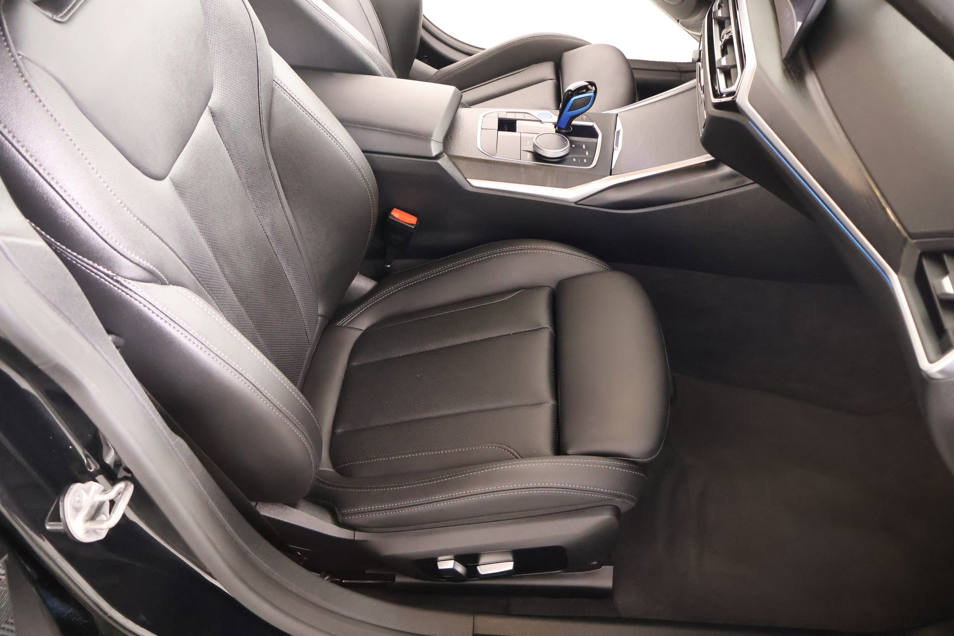 Used 2023 BMW i4 eDrive35 w/ Premium Package RWD image 14
