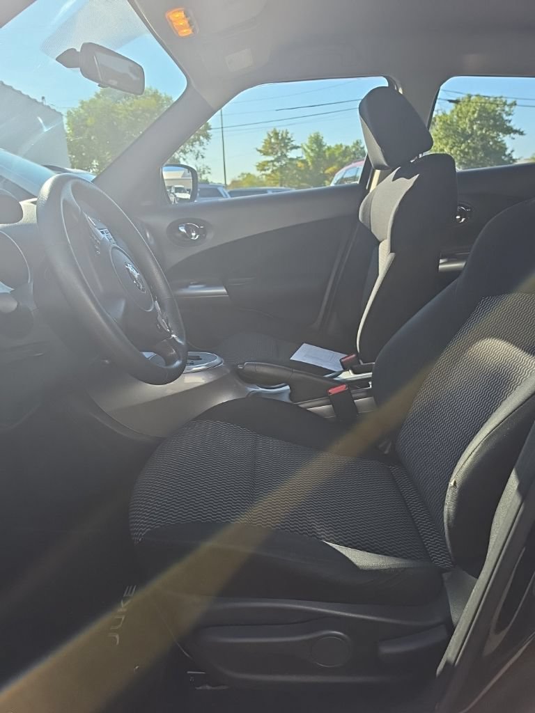 Used 2017 Nissan Juke S FWD image 11