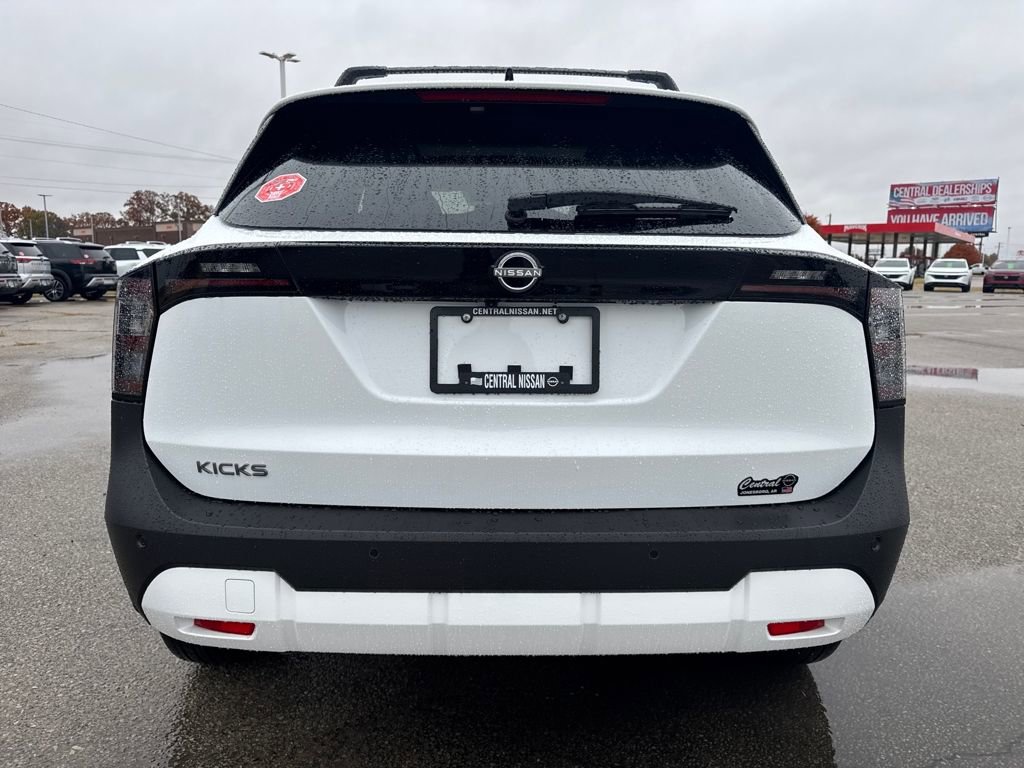 New 2026 Nissan Kicks SV w/ SV Premium Package image 4