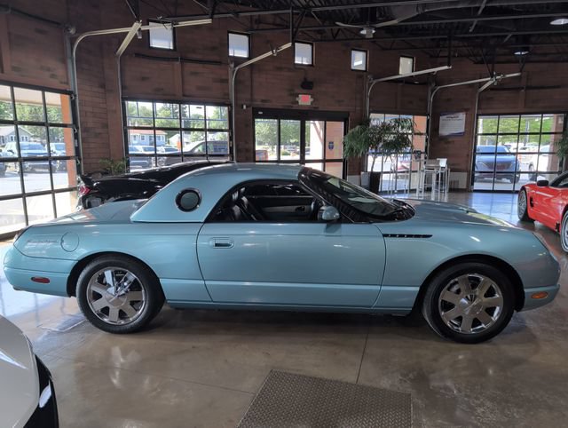 Used 2002 Ford Thunderbird RWD image 8