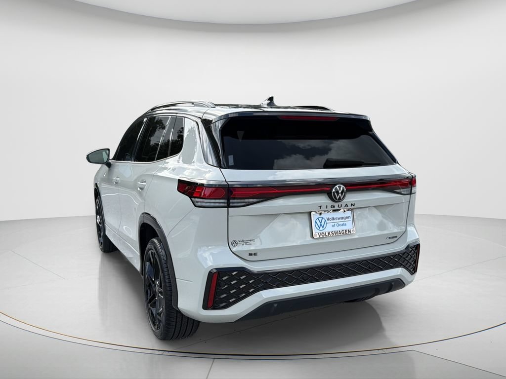 New 2026 Volkswagen Tiguan SE R-Line AWD/4WD image 6