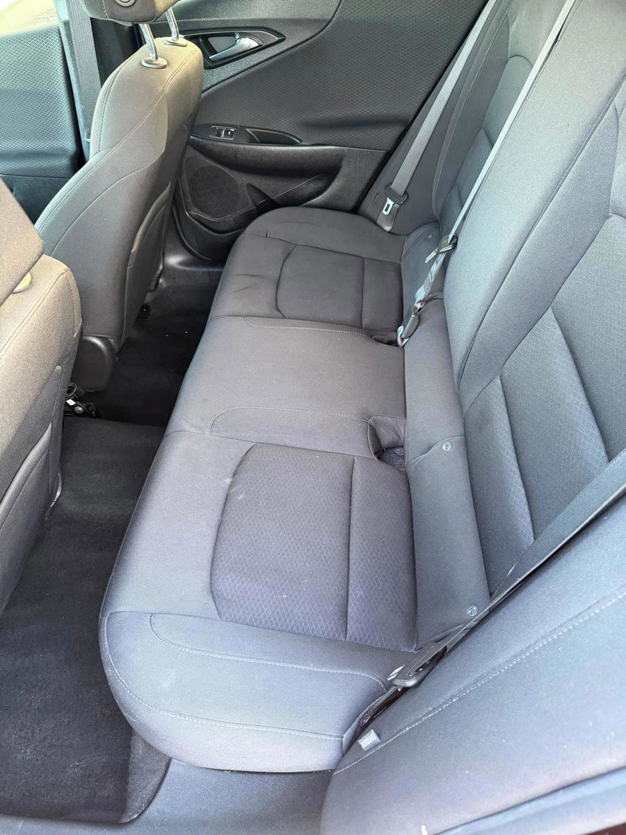 Used 2020 Chevrolet Malibu LS FWD image 11