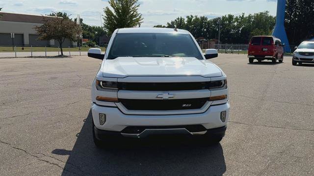 Used 2017 Chevrolet Silverado 1500 LT w/ All Star Edition AWD/4WD image 3