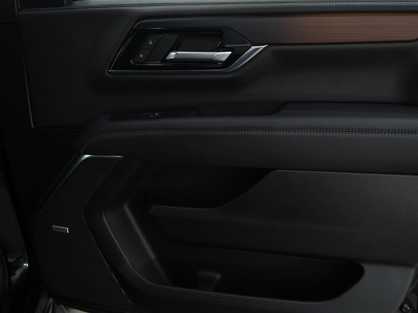 Used 2025 GMC Yukon XL Denali image 11