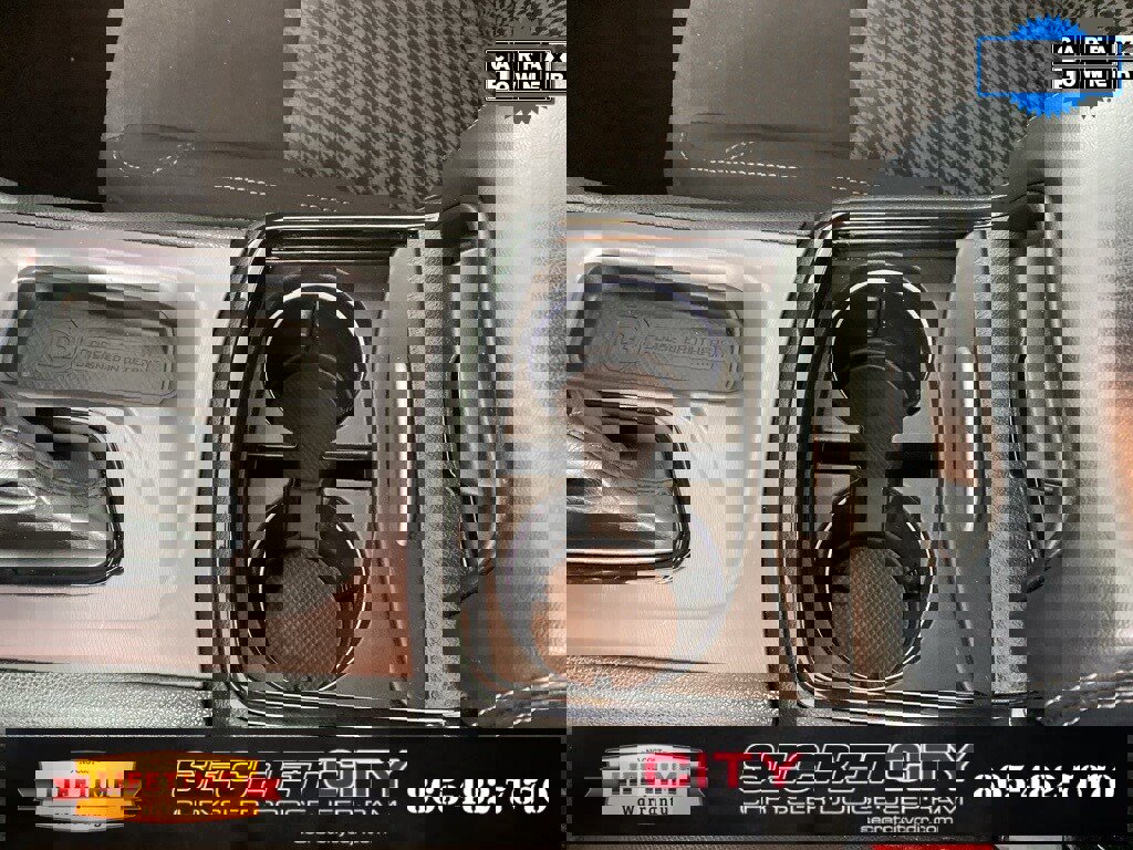 Used 2023 Dodge Charger SXT w/ Blacktop Package image 23