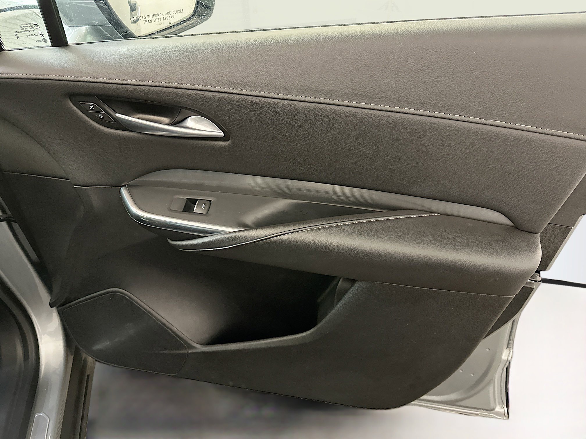 Used 2024 Cadillac XT4 Premium Luxury image 34