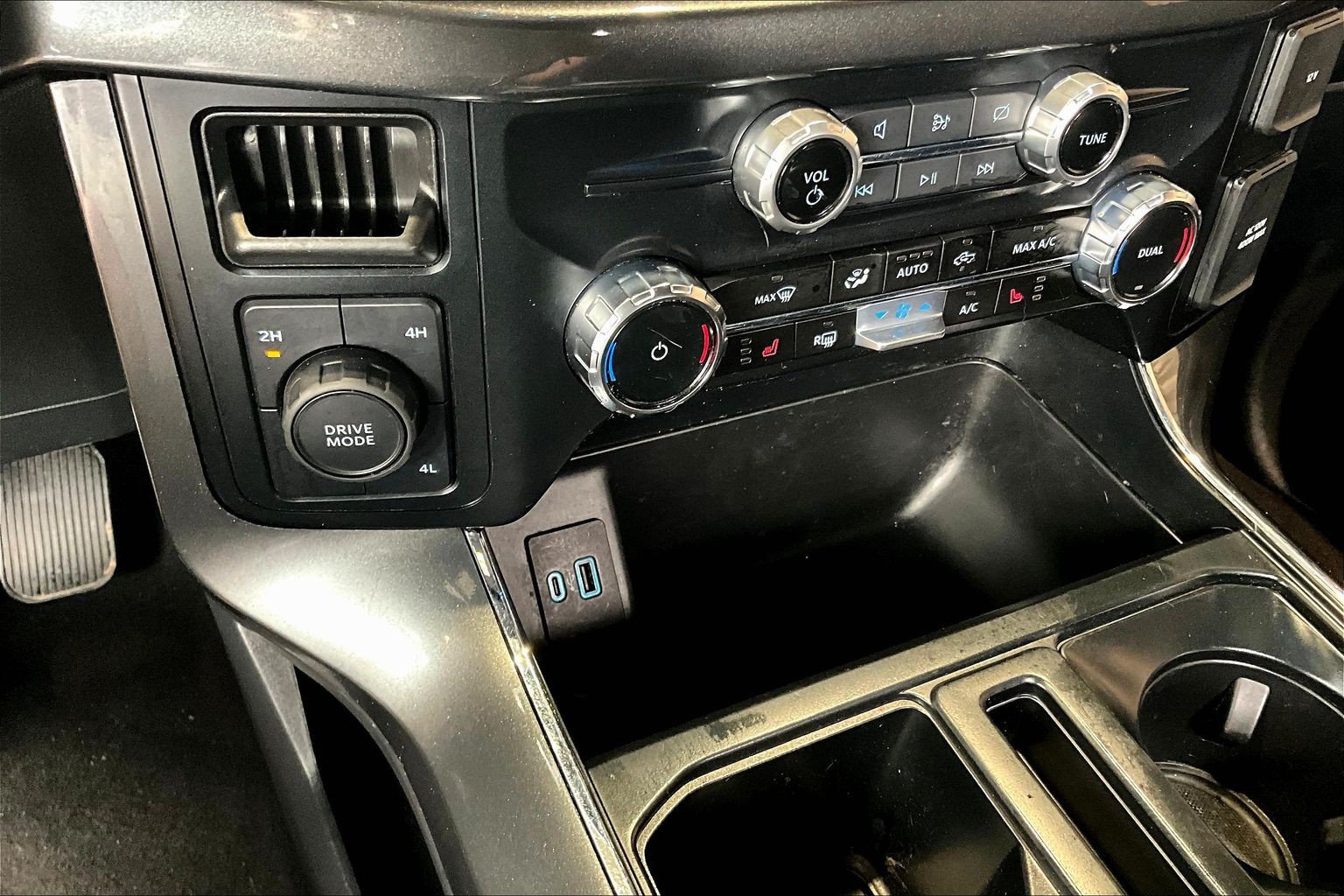 Used 2023 Ford F150 XLT w/ Equipment Group 302A High AWD/4WD image 17