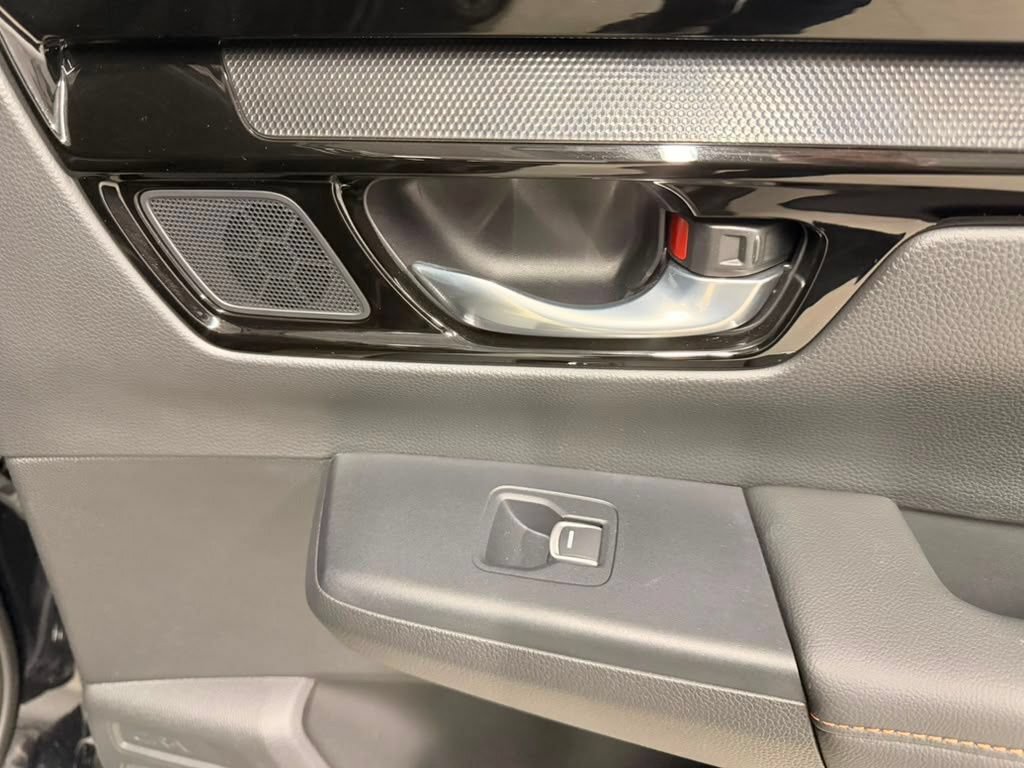 Used 2023 Honda CR-V Sport Touring image 39