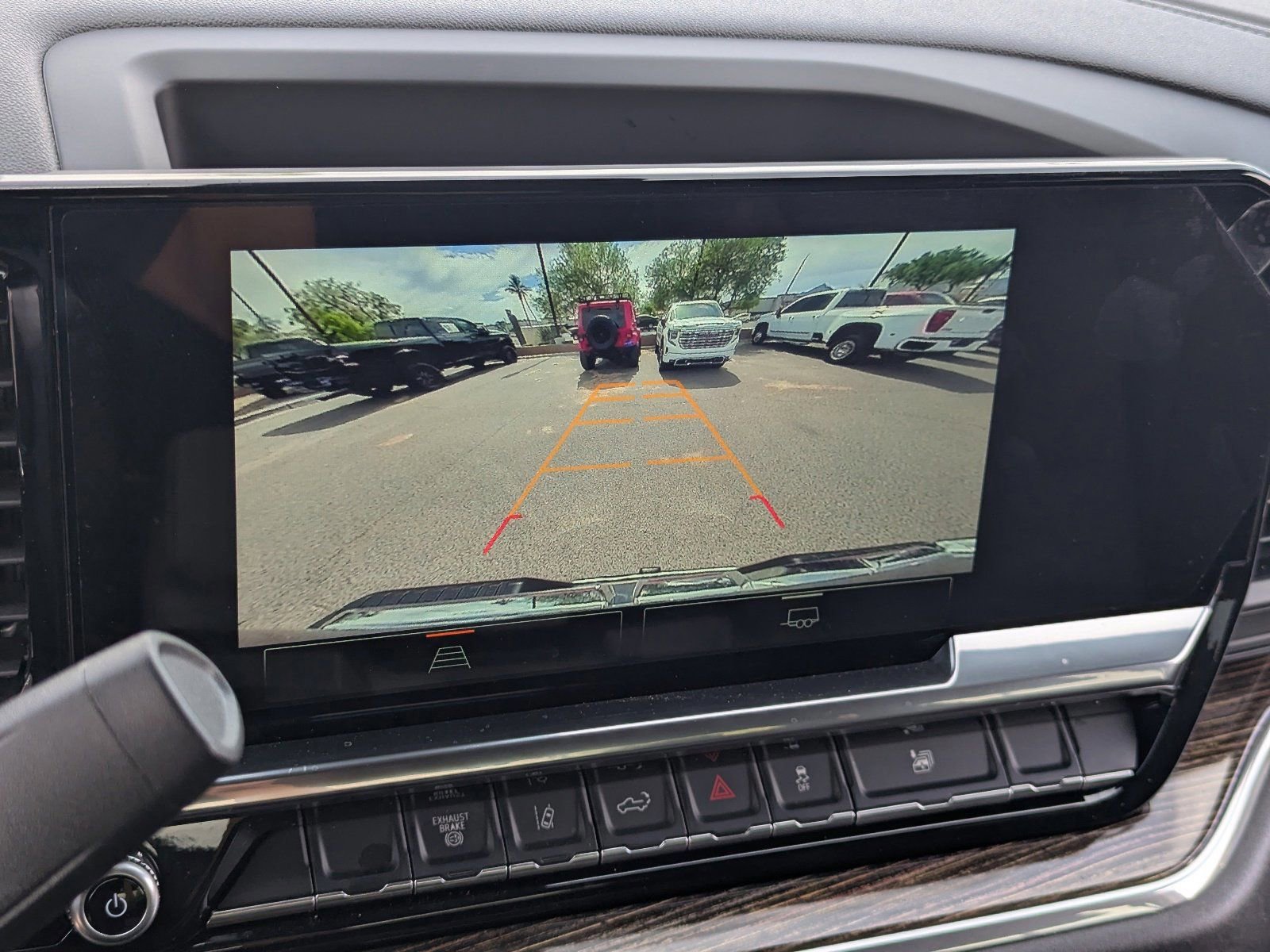 Used 2025 GMC Sierra 2500 SLE image 28