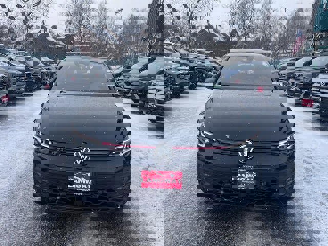 New 2026 Volkswagen GTI SE image 2