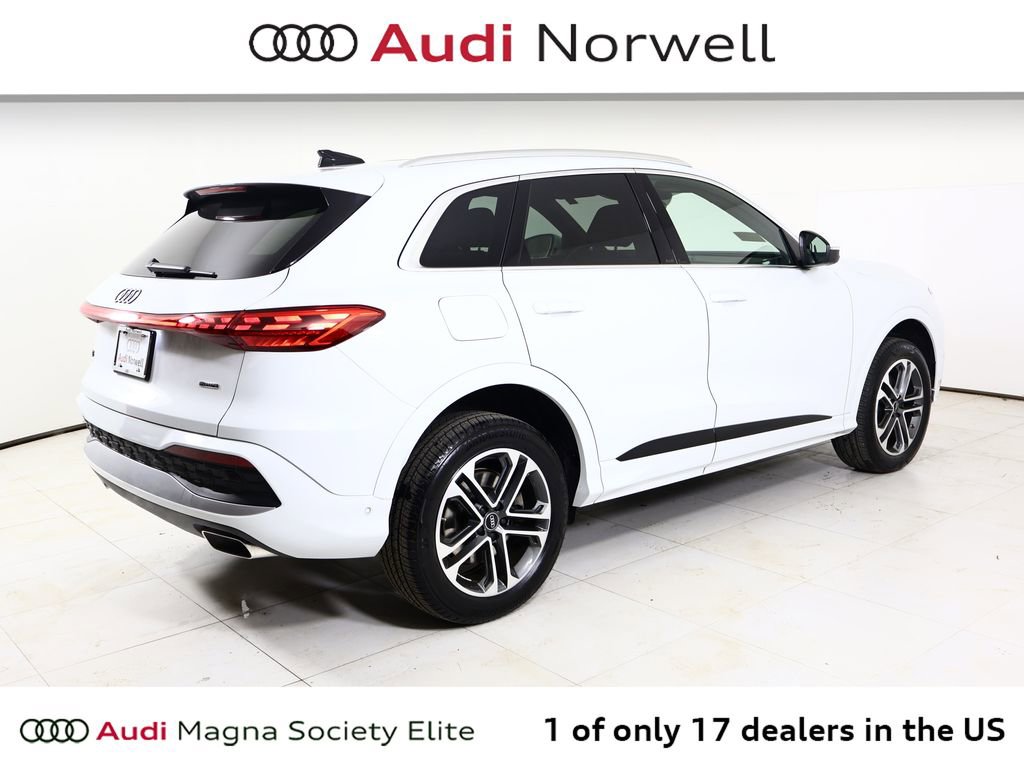 Used 2025 Audi Q5 2.0T Premium w/ Convenience Package image 18