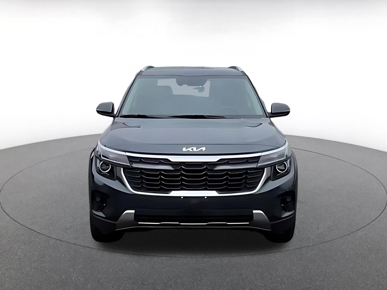 Used 2025 Kia Seltos S image 4