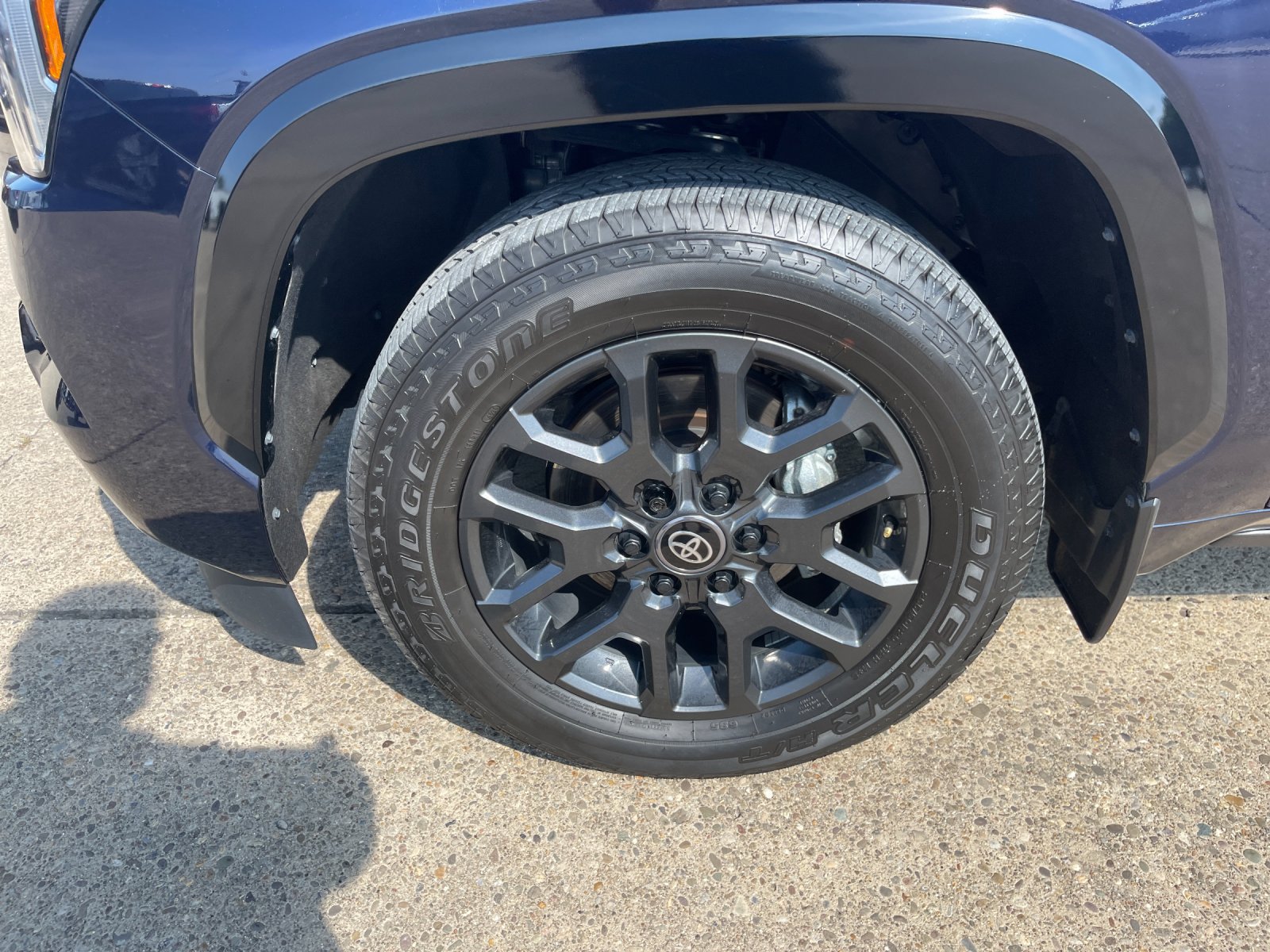Used 2026 Toyota Sequoia Platinum AWD/4WD image 31