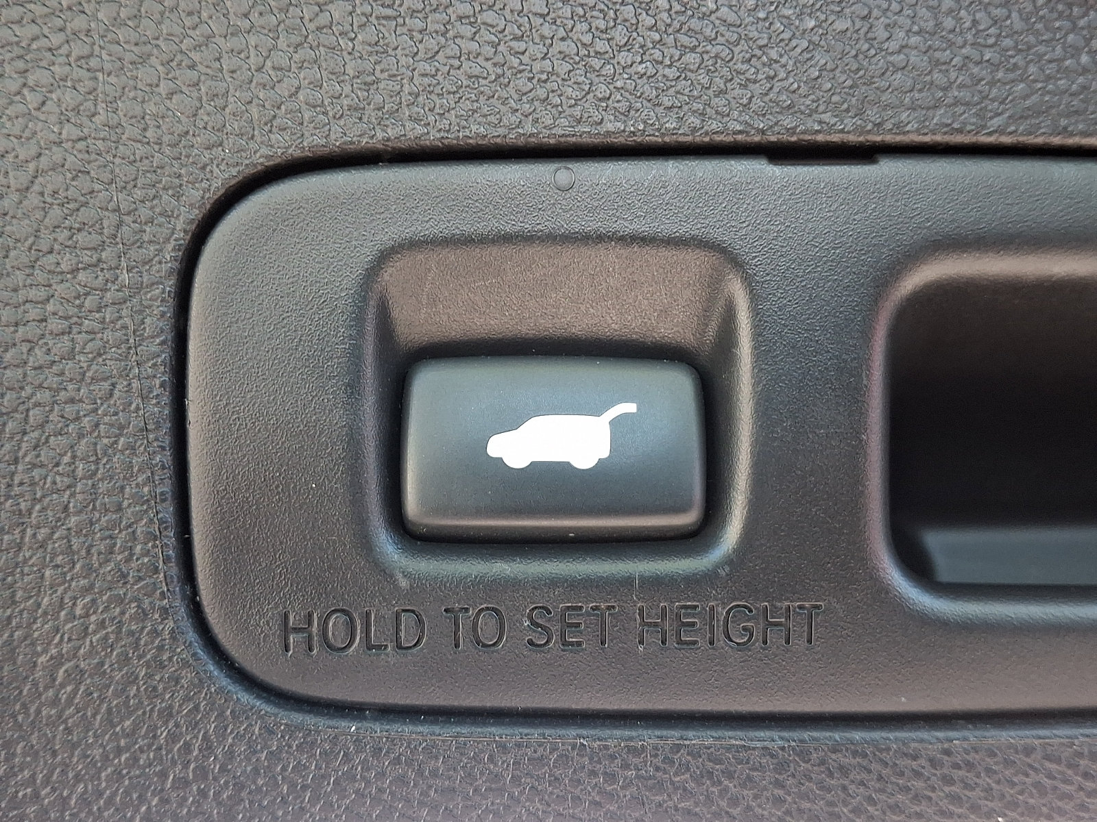 Certified 2020 Honda CR-V Touring image 34