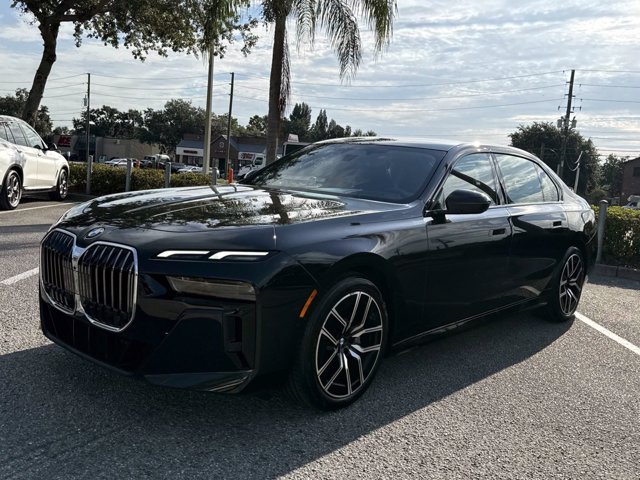 Used 2026 BMW 740i RWD image 7