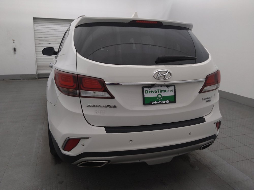 Used 2018 Hyundai Santa Fe Limited w/ Cargo Package FWD image 6