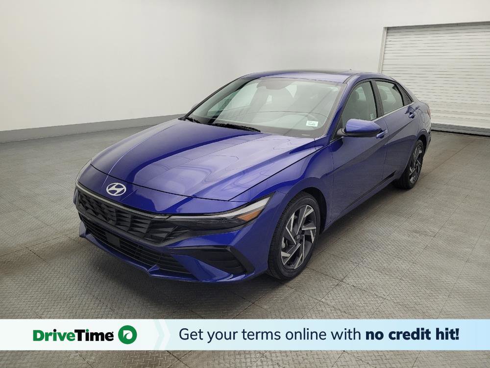 Used 2025 Hyundai Elantra SEL FWD image 1