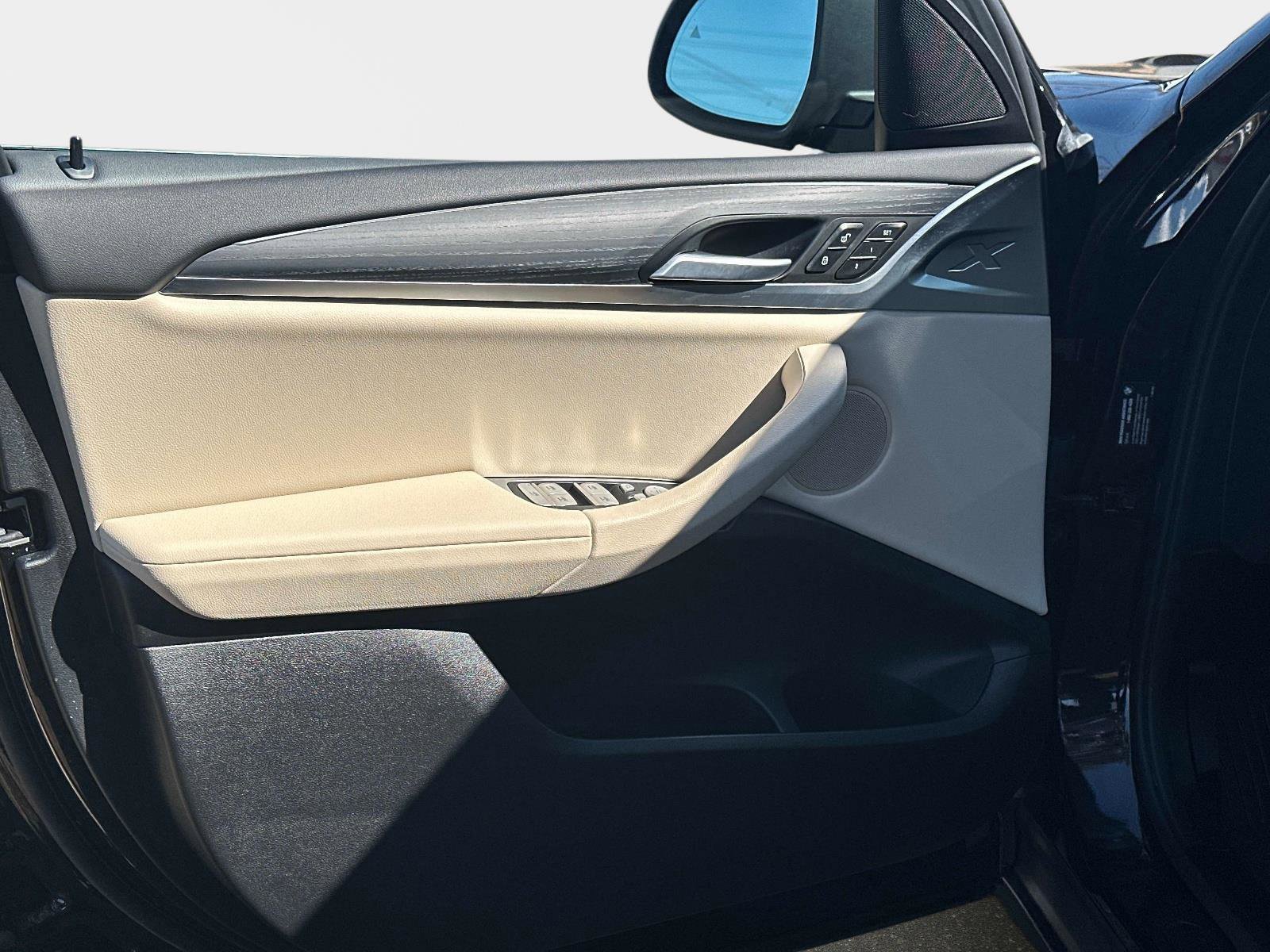 Used 2023 BMW X3 sDrive30i w/ Premium Package image 15