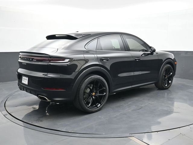 Certified 2024 Porsche Cayenne Coupe AWD/4WD image 23
