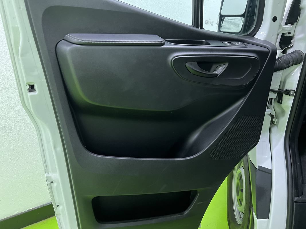 Used 2021 Mercedes-Benz Sprinter 2500 image 17