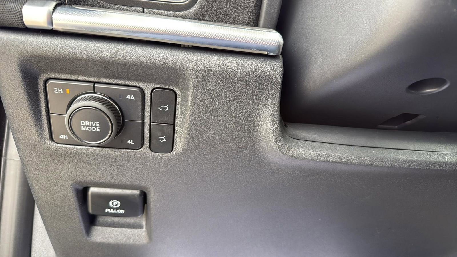 Certified 2025 Ford Expedition Platinum AWD/4WD image 18