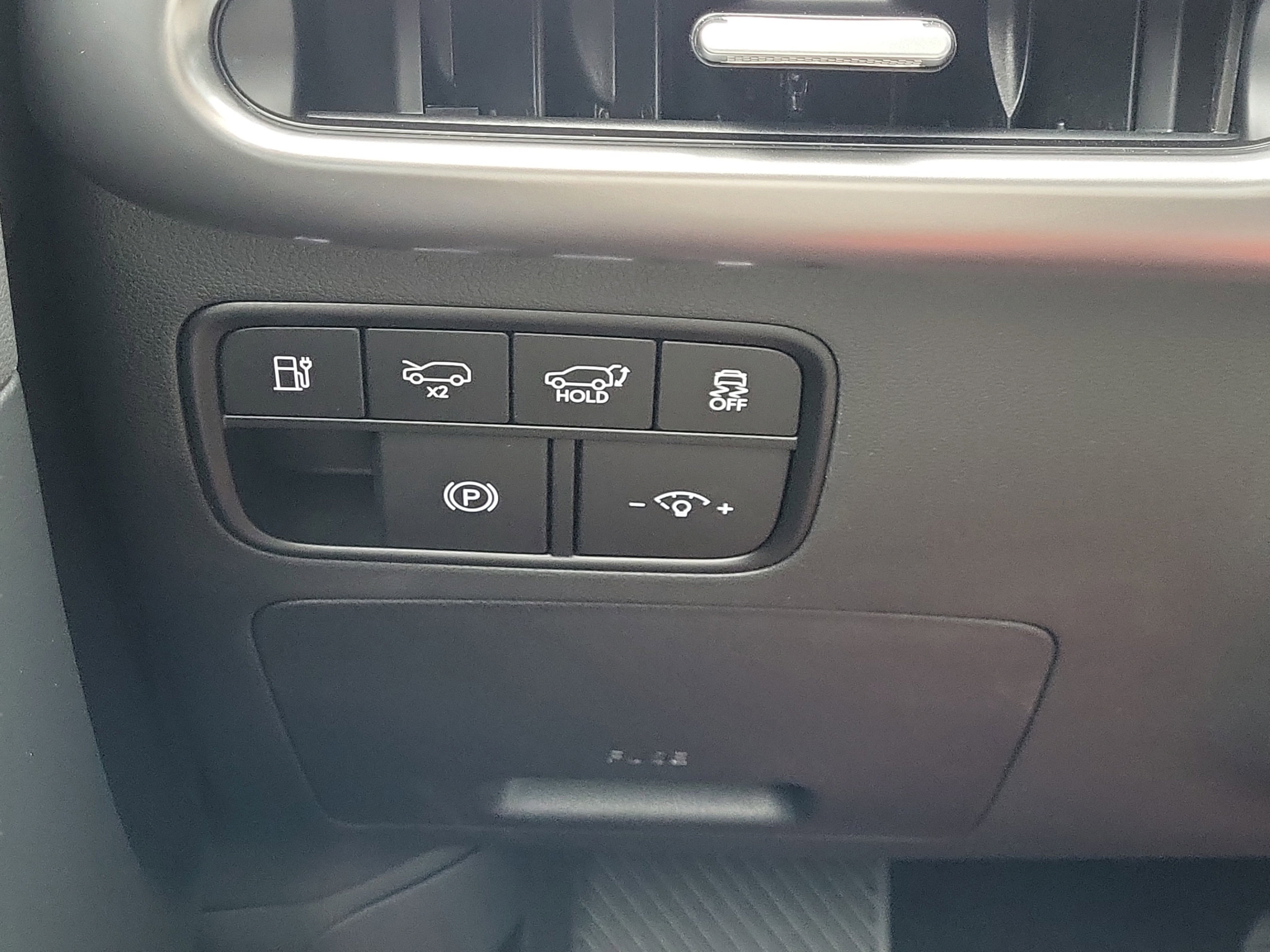 New 2026 Hyundai Ioniq 9 SEL AWD/4WD image 13