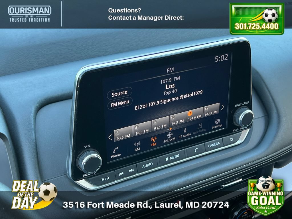 Used 2024 Nissan Rogue SV FWD image 11