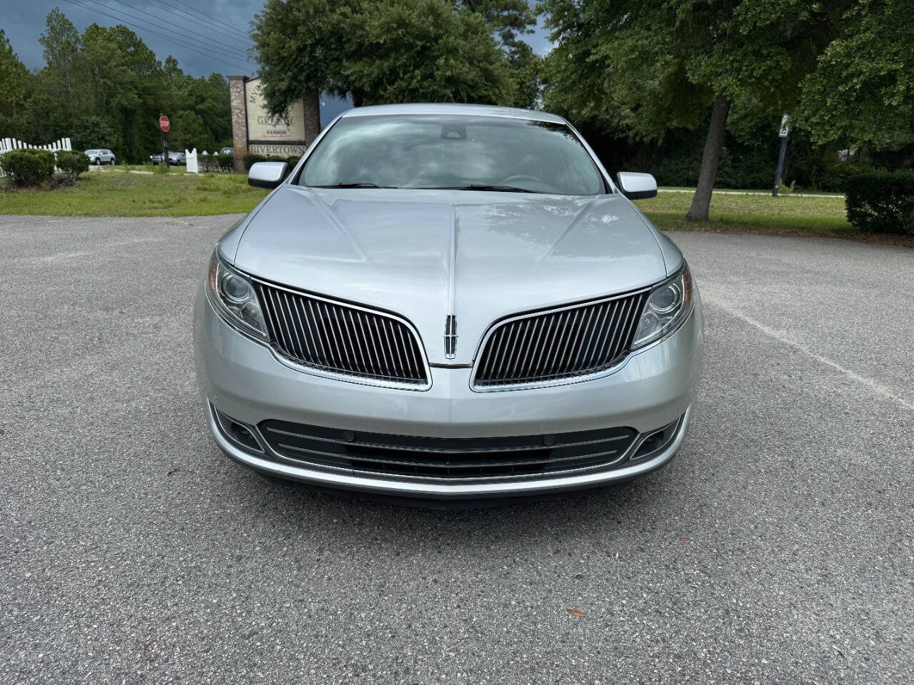 Used 2013 Lincoln MKS FWD image 26
