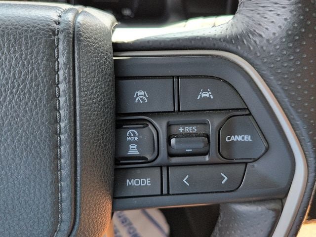 Certified 2025 Toyota 4Runner TRD Off-Road Premium AWD/4WD image 22