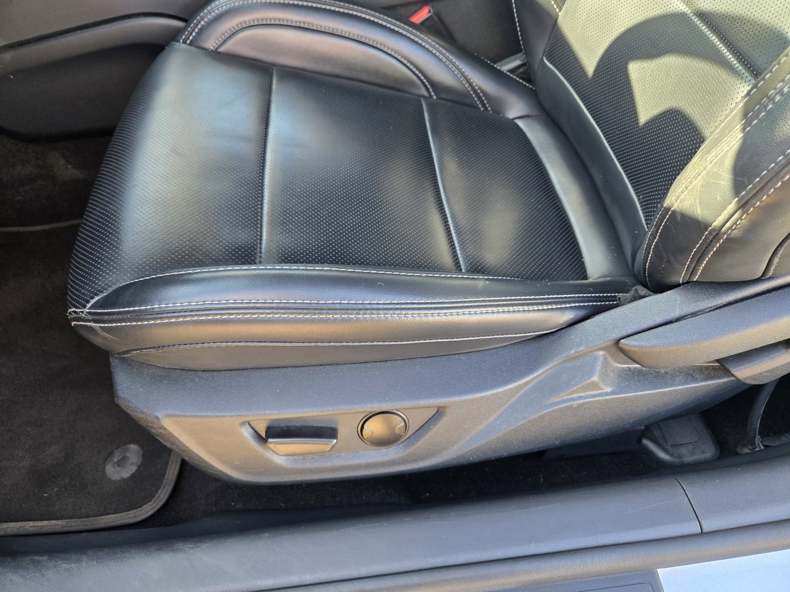 Used 2024 Ford Mustang Premium image 13