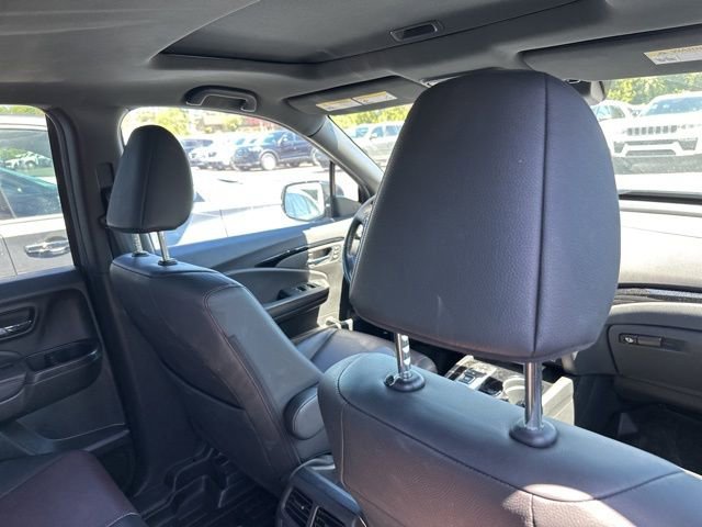 Used 2022 Honda Ridgeline Black Edition image 13