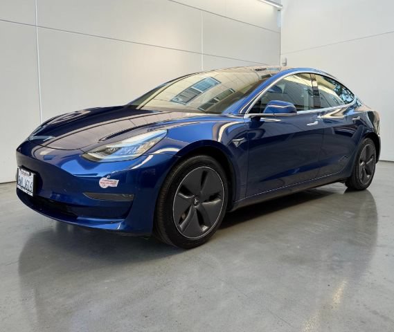 Used 2020 Tesla Model 3 Standard Range Plus RWD image 1
