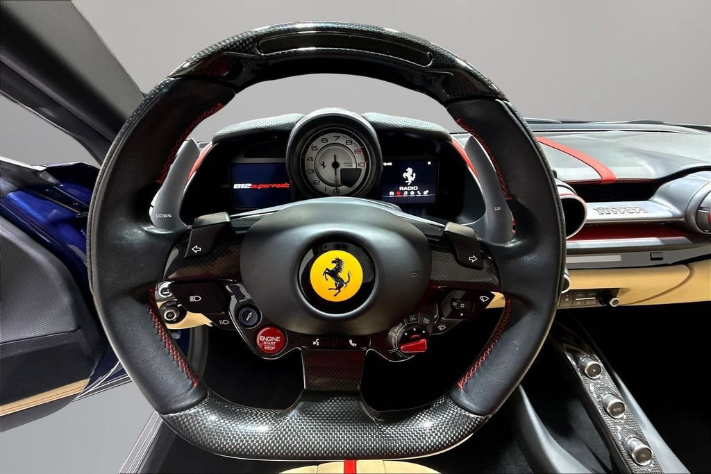 Used 2019 Ferrari 812 Superfast RWD image 9