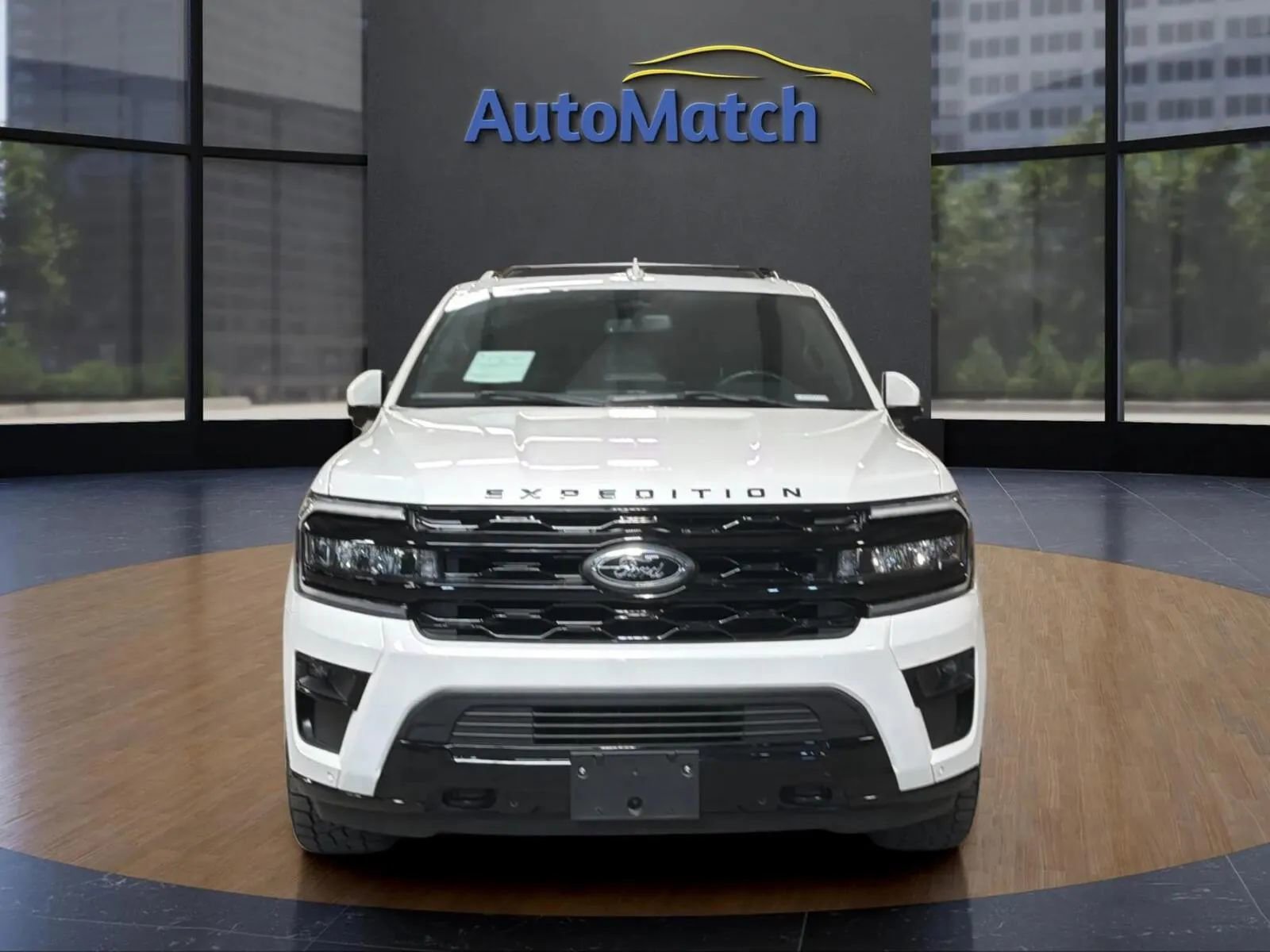 Used 2024 Ford Expedition Max Limited AWD/4WD image 3