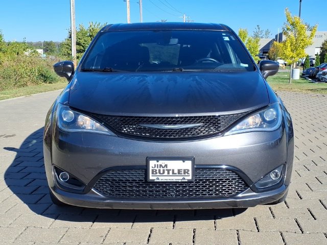 Used 2019 Chrysler Pacifica Touring Plus w/ S Appearance Package FWD image 28