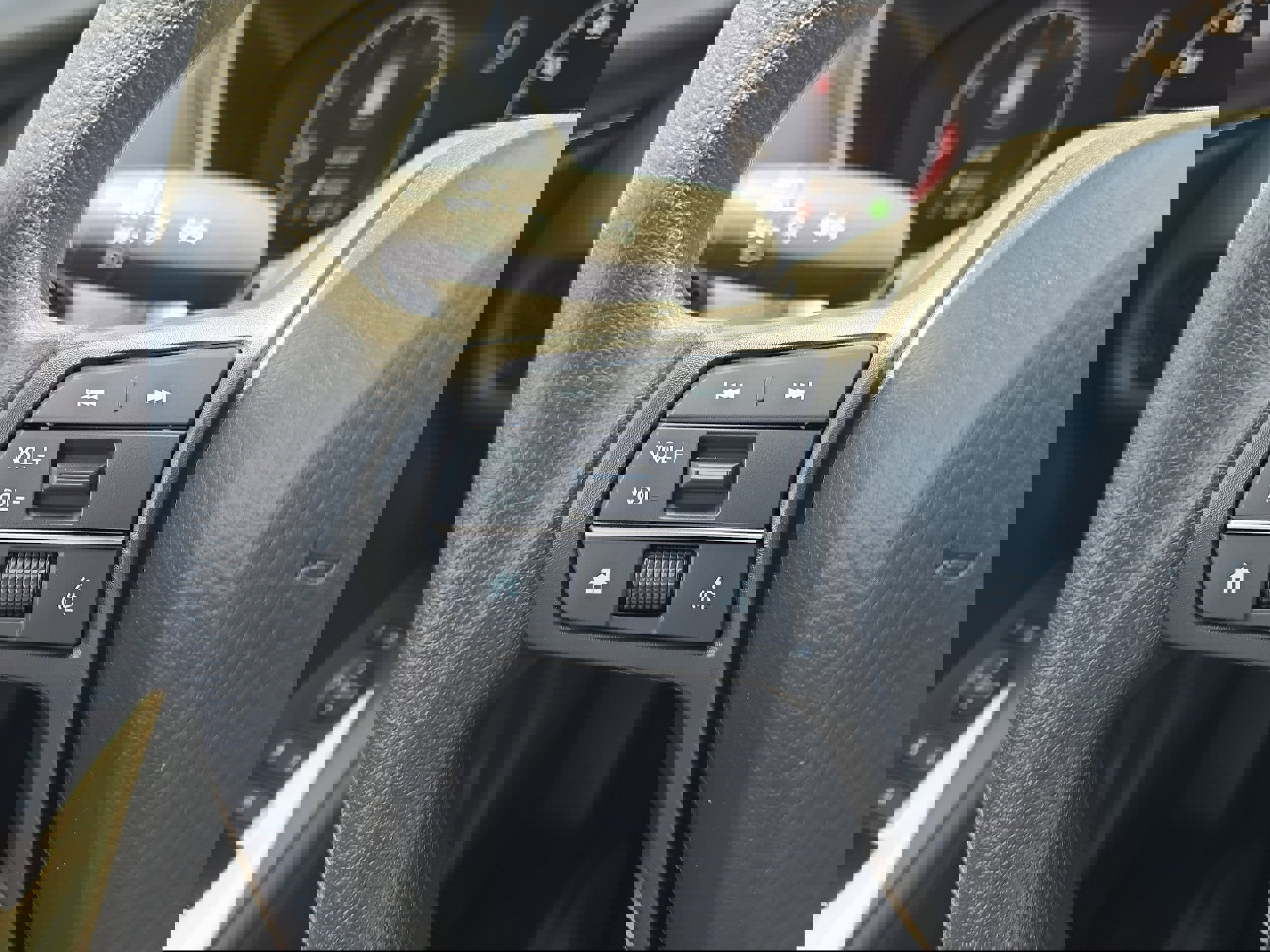 New 2026 Honda HR-V LX image 13