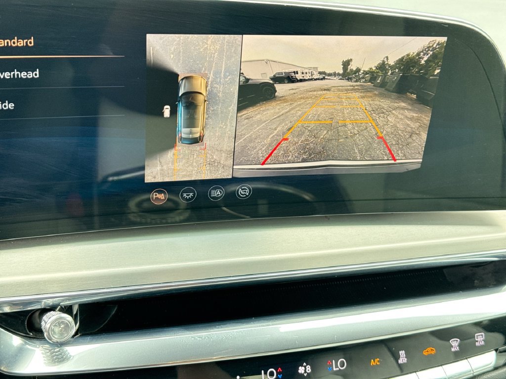 Used 2024 Cadillac Lyriq Luxury RWD image 28