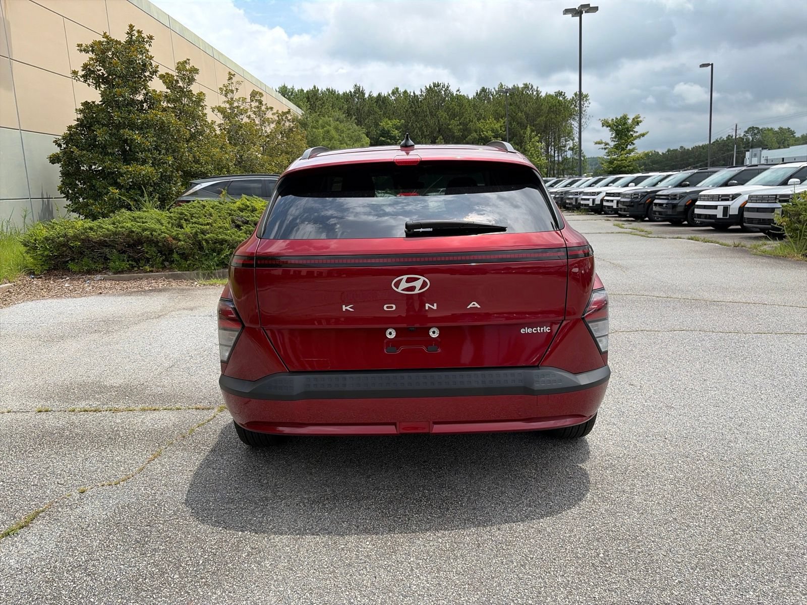 Used 2025 Hyundai Kona SEL FWD image 5