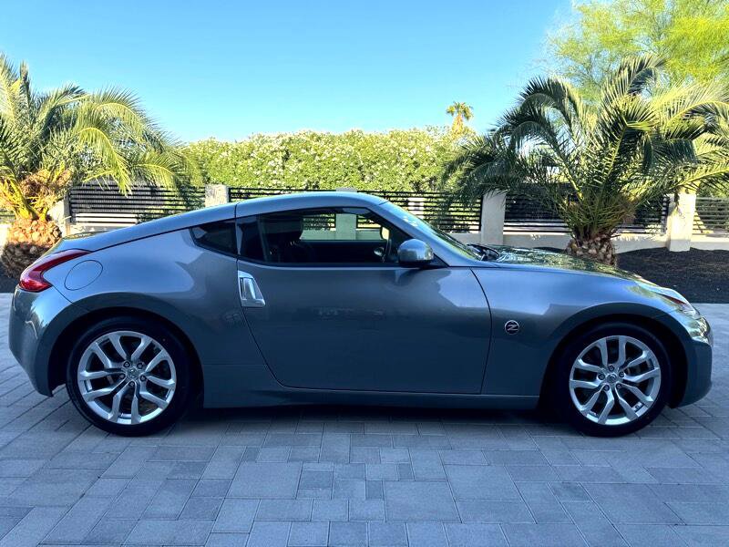 Used 2017 Nissan 370Z Coupe image 6